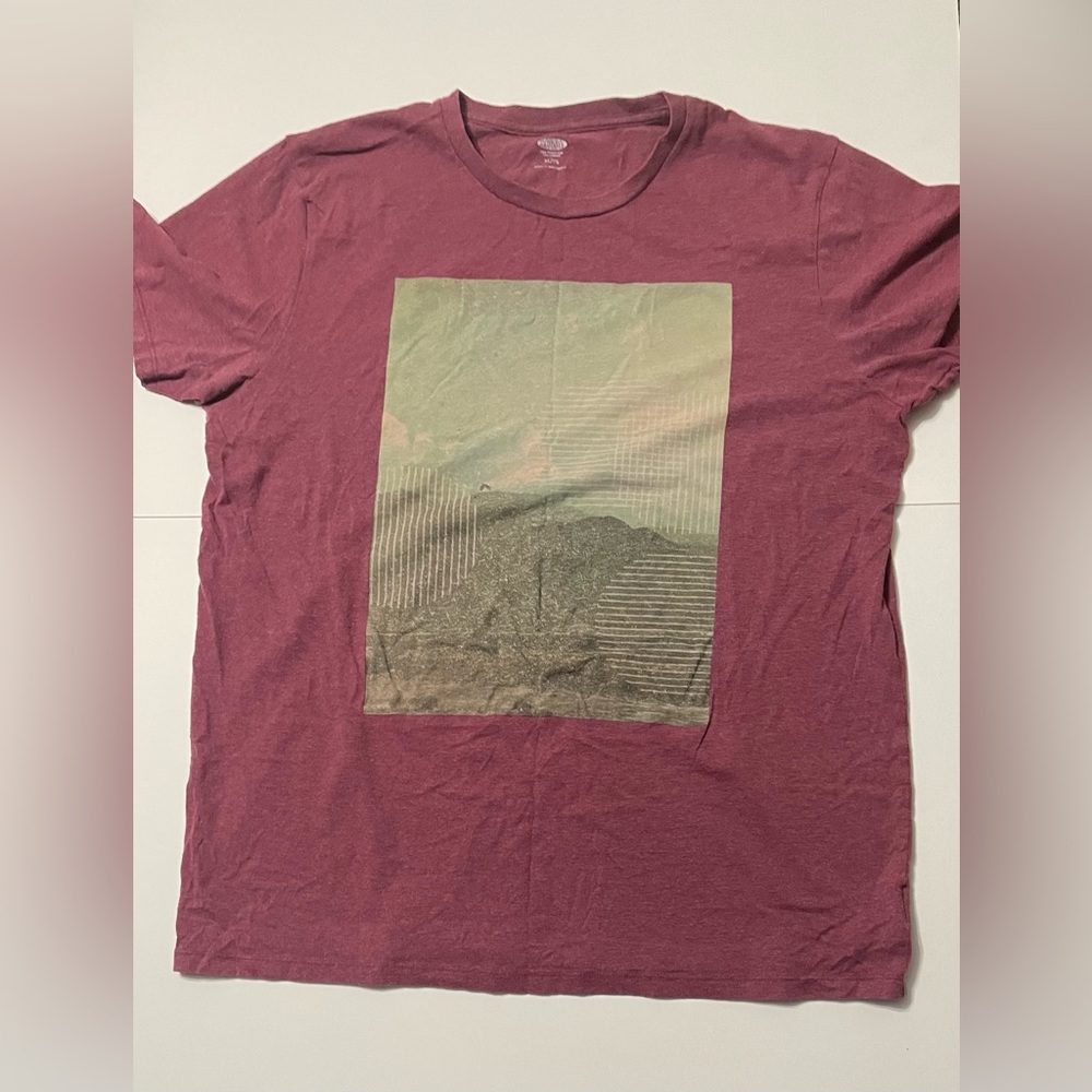 Old Navy XL Maroon Men’s Short Sleeve Tee